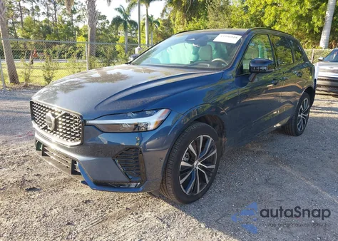 2025 Volvo Xc60 B5 Plus from USA, damaged, VIN YV4M12RC3S1080895